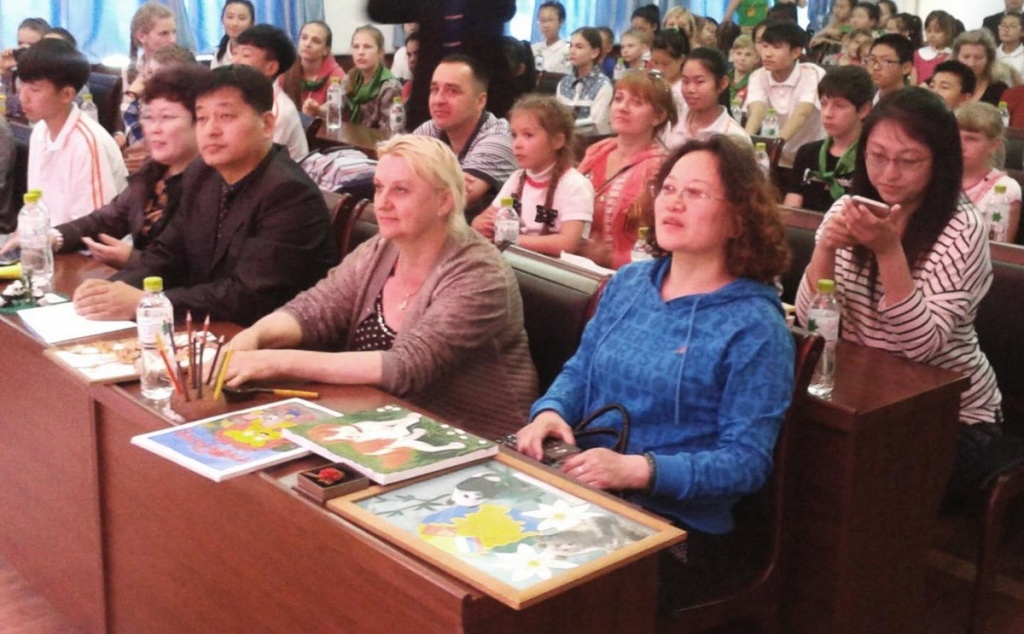 Н.М. Чепелева в составе жюри на детском фестивале в Дуннине
